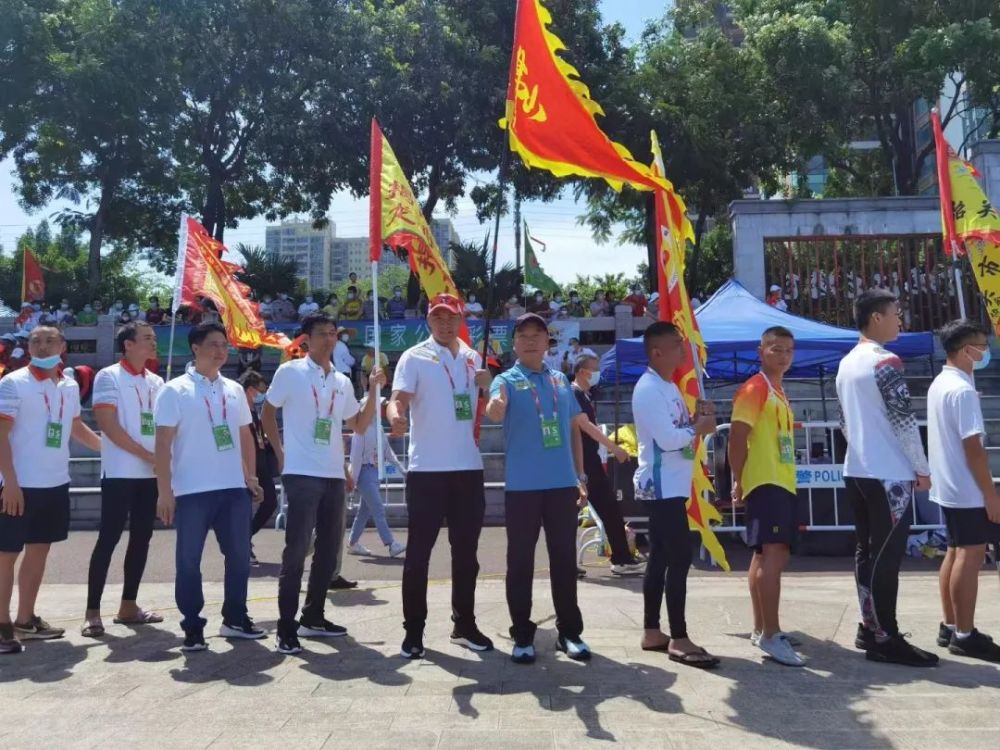 激烈角逐纷争不断,强队势如破竹 激烈角逐纷争不断,强队势如破竹