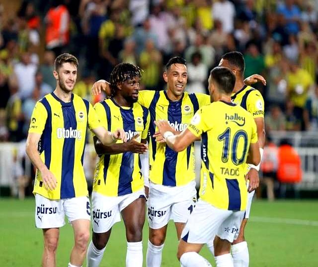 欧联赛事精彩纷呈,各路豪强角逐激烈的简单介绍 欧联赛事精彩纷呈,各路豪强角逐激烈的简单介绍