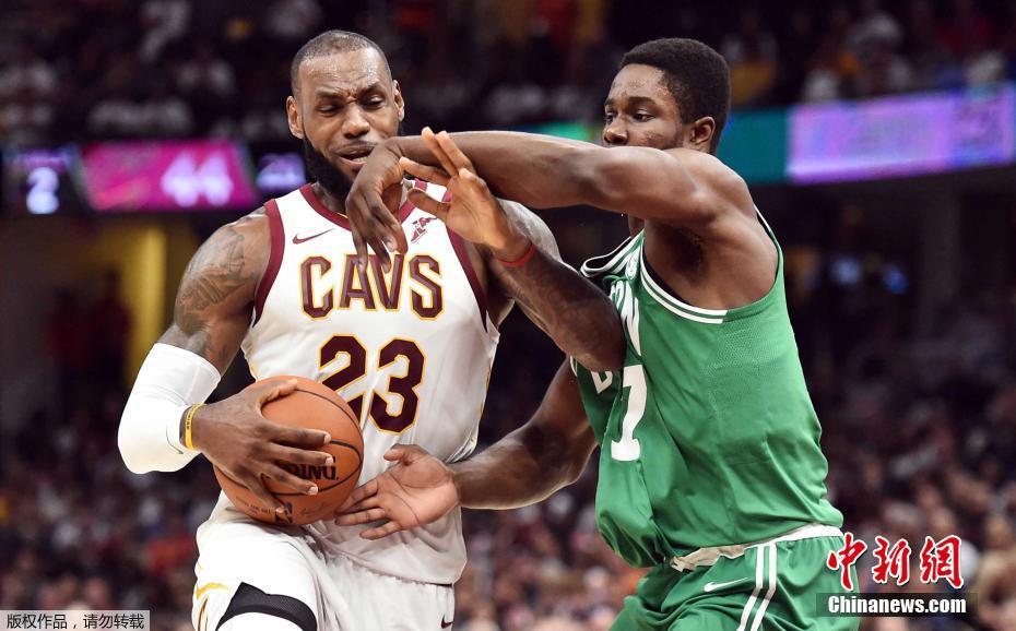 黄蜂险胜凯尔特人，克莱打破历史纪录