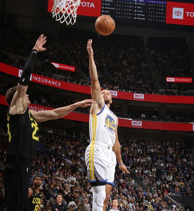 关于米切尔38分力挽狂澜,爵士绝杀开拓者结束两连败的信息 关于米切尔38分力挽狂澜,爵士绝杀开拓者结束两连败的信息