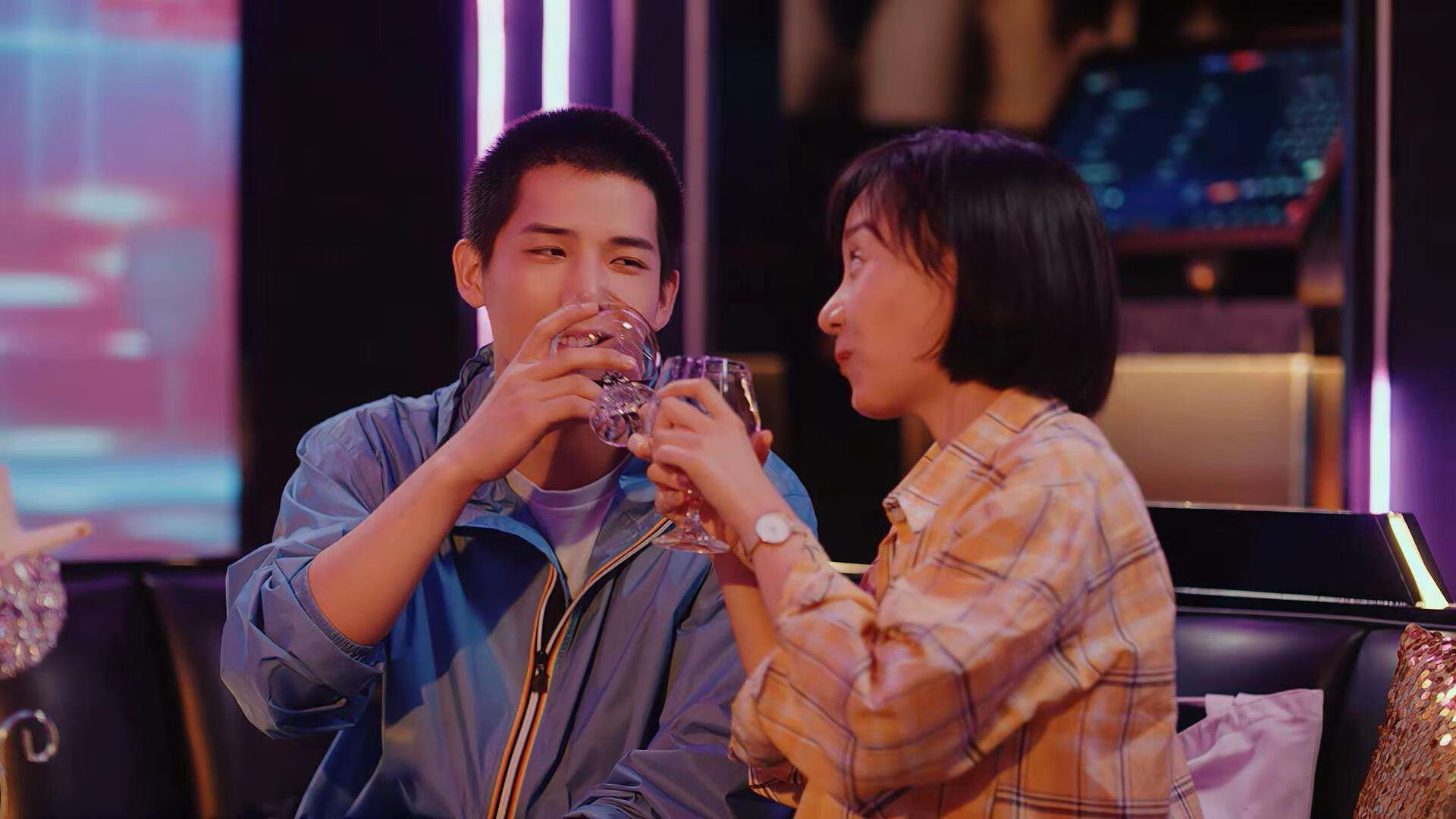 法国终结芬兰之夜,阿什拉夫欧冠决赛的统治传奇