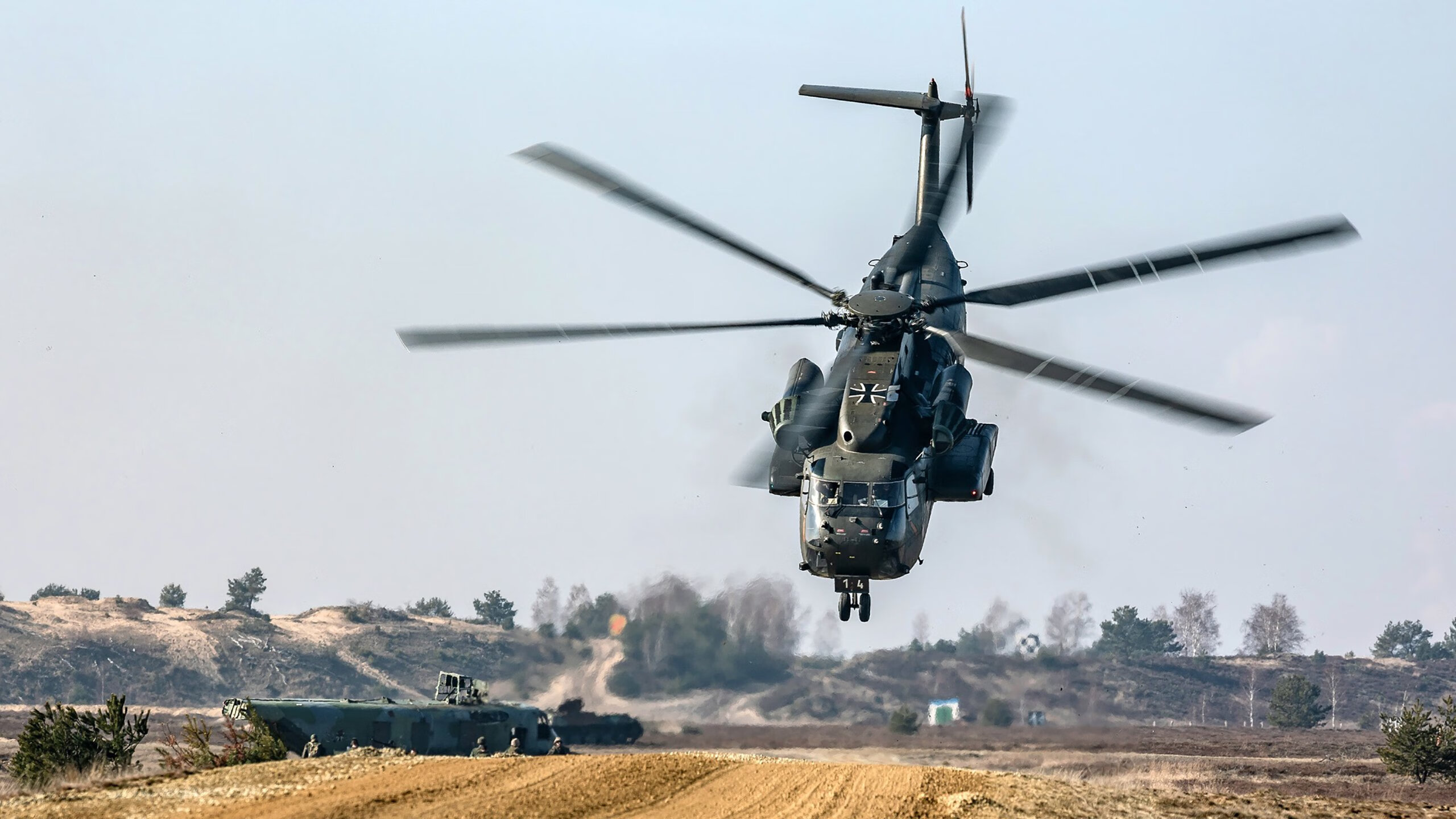 黑暗中的黄金头球,2026世界杯之夜,布雷默在压力洪流中完成自我救赎