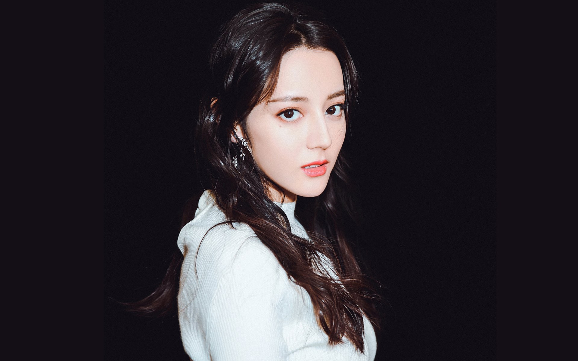 曼城铁蹄碾碎枪手,金玟哉逆袭成关键先生